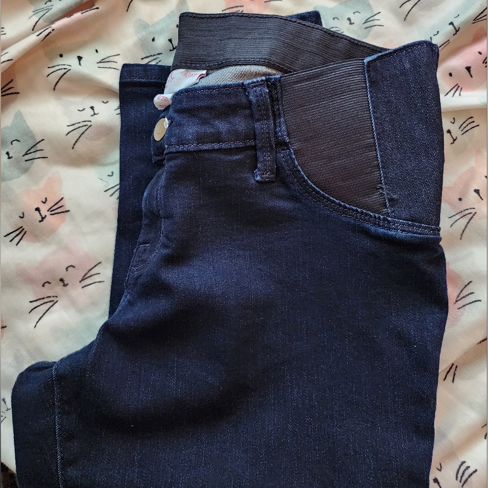 NWOT Maternity Jeans